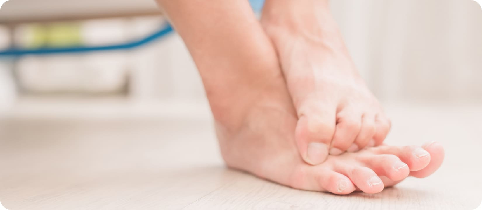 Лечение грибка ногтей в домашних условиях: методы и способы